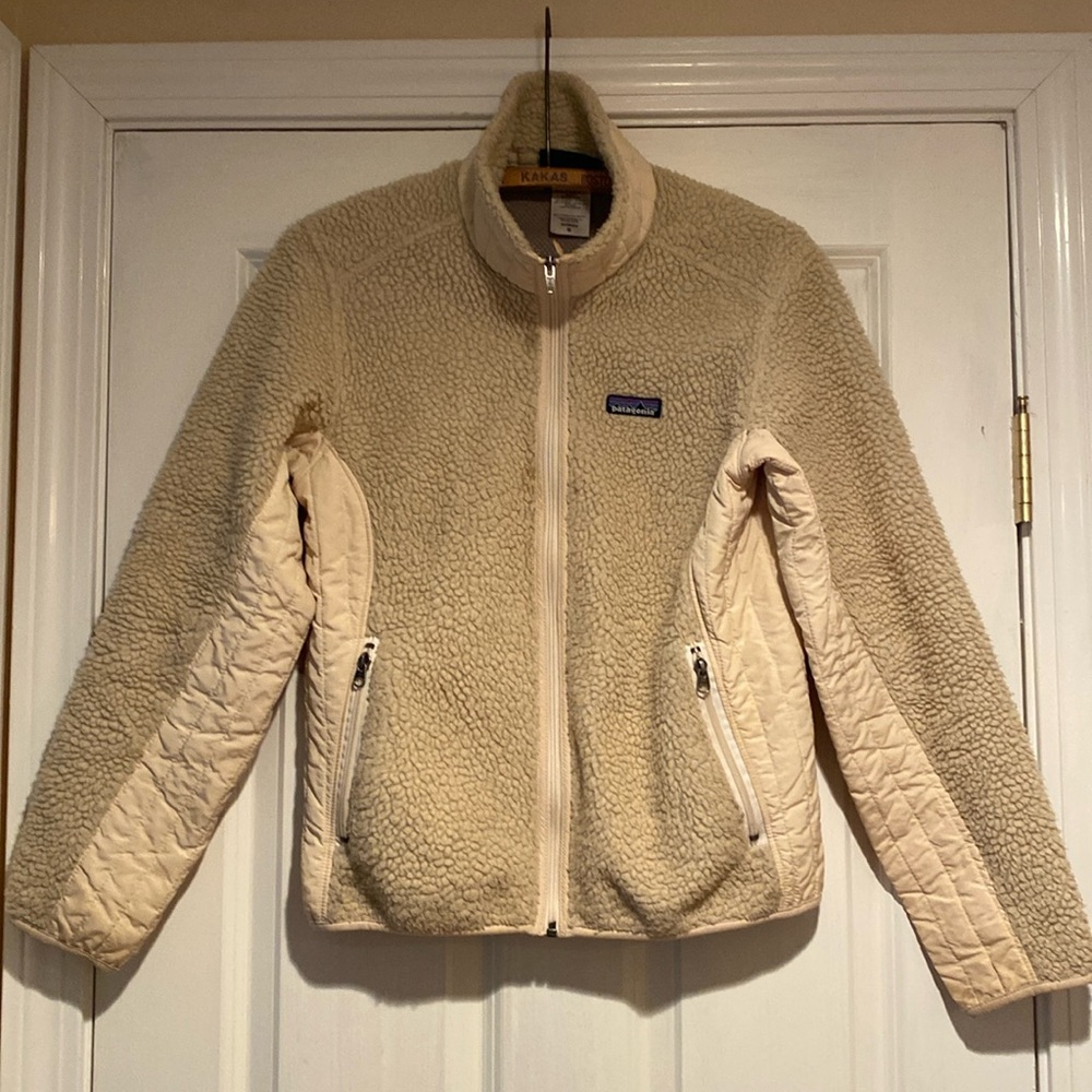 women’s patagonia retro-x